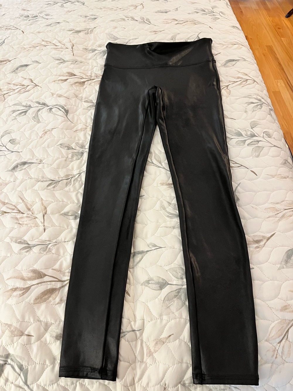 SPANX Faux Leather Leggings in Black (Size M) NEVER WORN